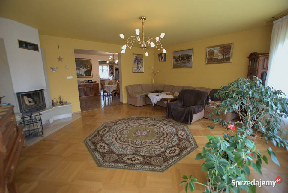 Dom wolnostojący Kielce 2275m2 Liczba pokoi 6