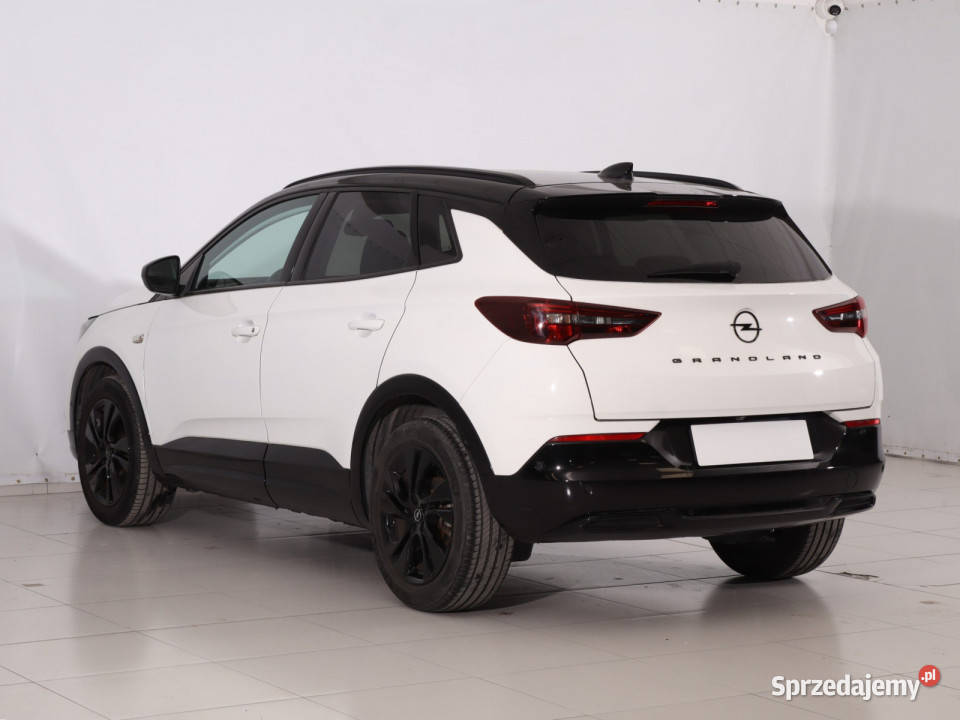 Opel Grandland 12 Turbo klimatyzacja
