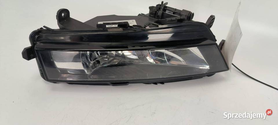 HALOGEN LEWY SKODA OCTAVIA III 5E0941699F Lipno