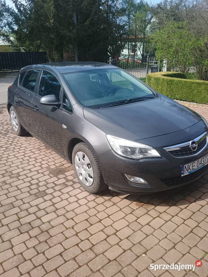 Opel astra j 14 benzyna 100 Astra Opel sprzedam