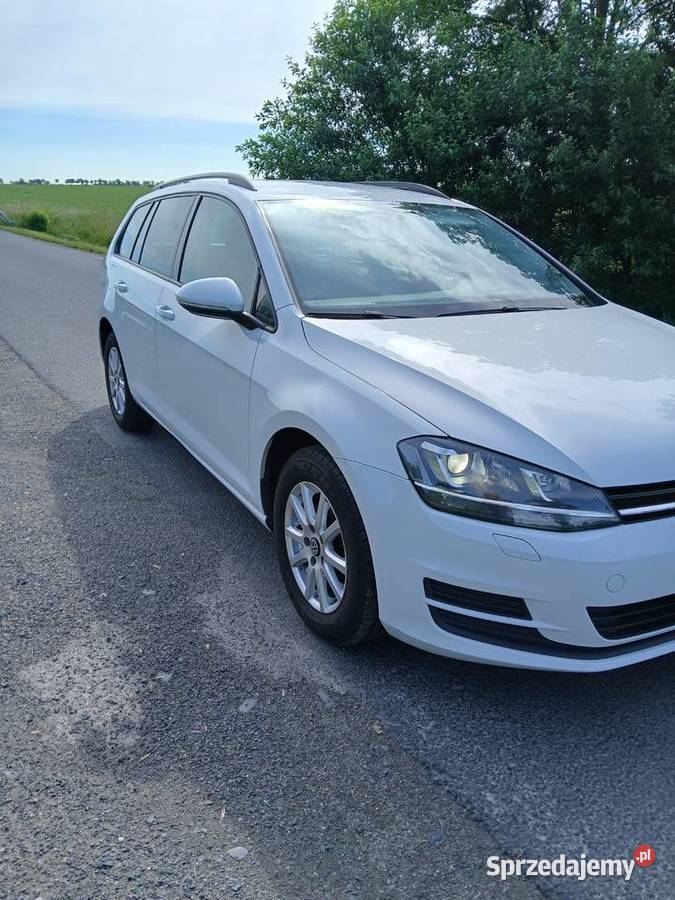 Volkswagen Golf VII Kombi 16 TDI