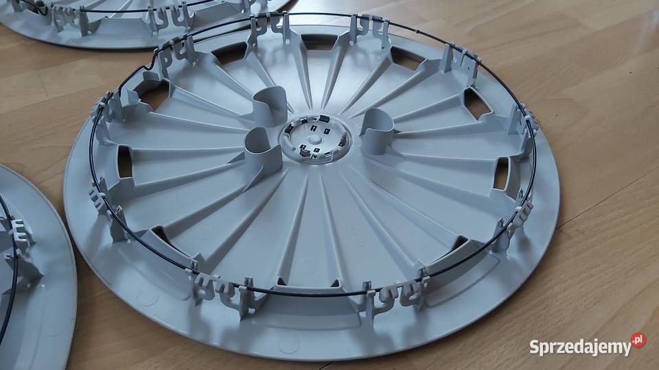 Kołpaki 16 AUDI A3 A4 A5 A6 komplet nowe Koła i felgi Szczecin