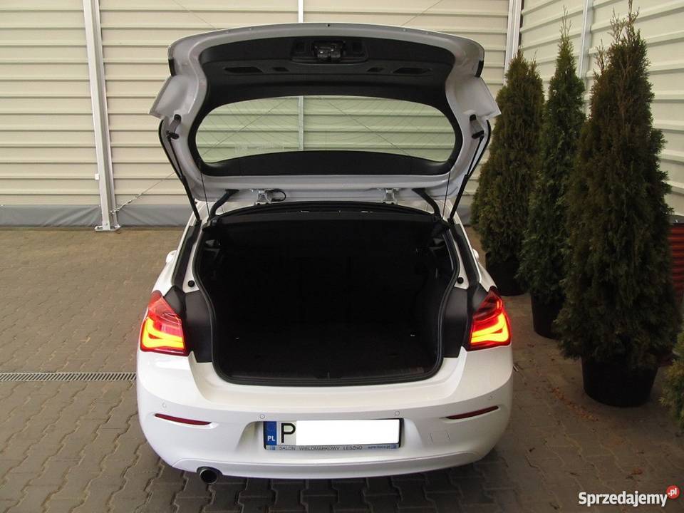 Do sprzedania BMW 118 F20 biały Leszno