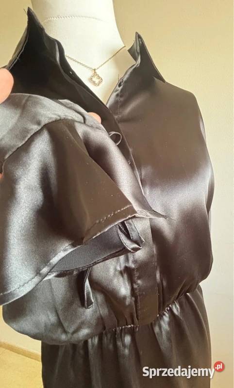 sukienka czarna z gumką i falbaną guziczki Szczecin sprzedam