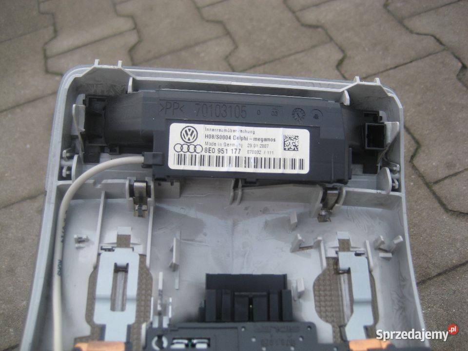audi a4 b7 s line 0507r kombi lampka oświetleni Rakoniewice