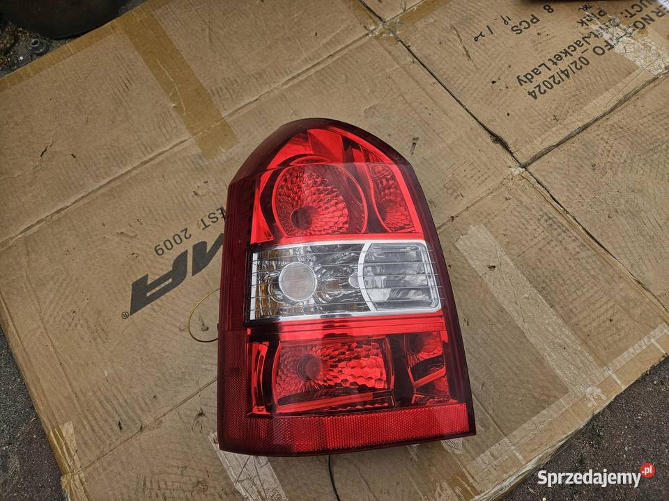 LAMPA LEWA TYLNA TYŁ HYUNDAI TUCSON I 924012E0