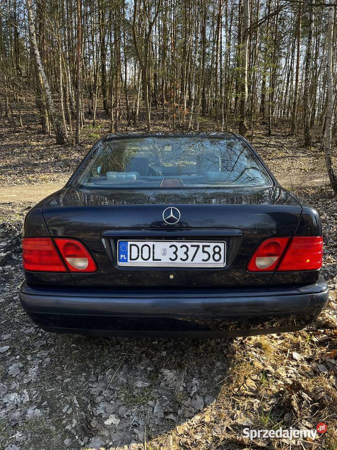 Mercedes E210 nieuszkodzony śląskie Frydek