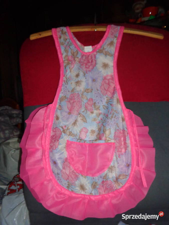 fartuszek dziecięcy nowy do 6 lat