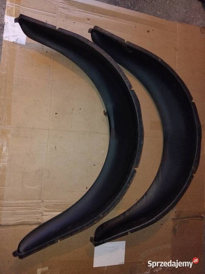 Nadkola tył cześć zewnętrzna Łada Niva sprzedam