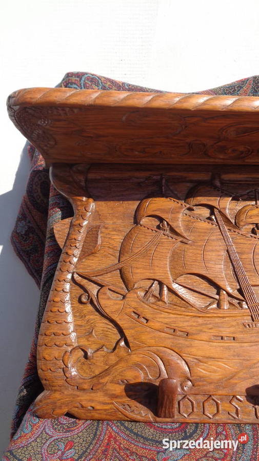 wieszak rzeźbiony motyw marynistyczny statki Strzelno