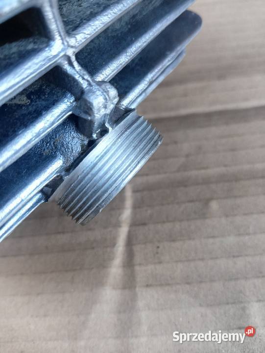 Cylinder almot 60 ze znikomym przebiegiem Cylindry, głowice, pierścienie Tarnów sprzedam