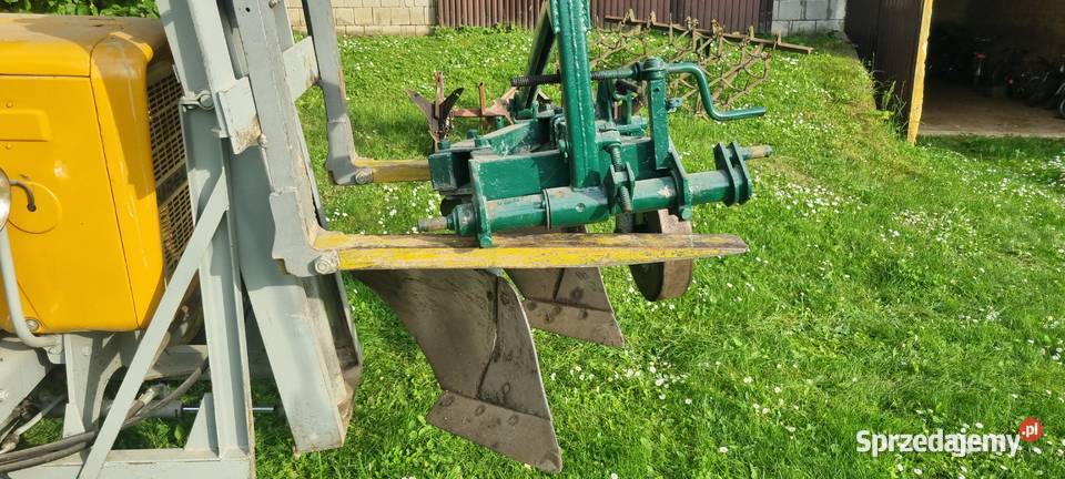 Pług dwu skibowy unia grudziądz Pozostałe Miechów