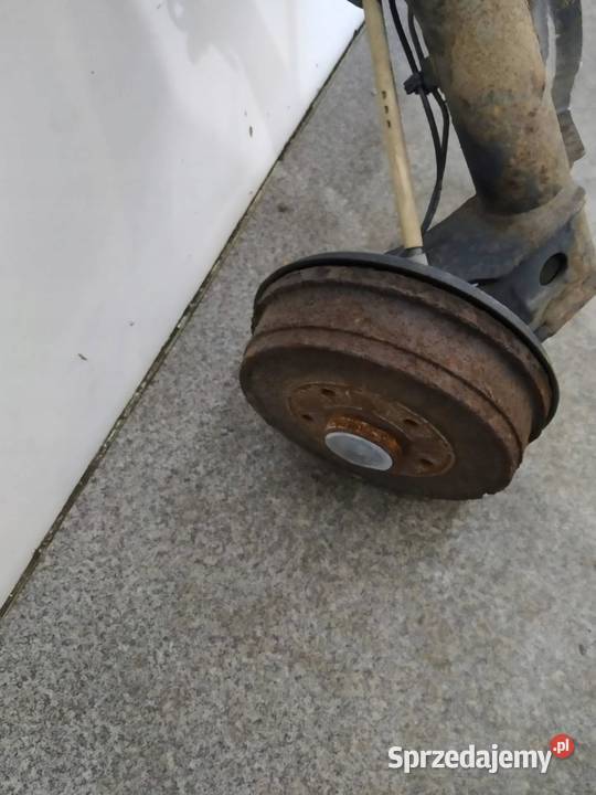 BELKA ZAWIESZENIA TYŁ FWD Dacia Duster II