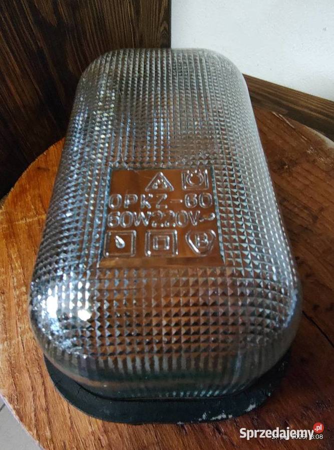 Lampa przemysłowa kanałowa OPKZ 60 PRL oprawa Przeczów