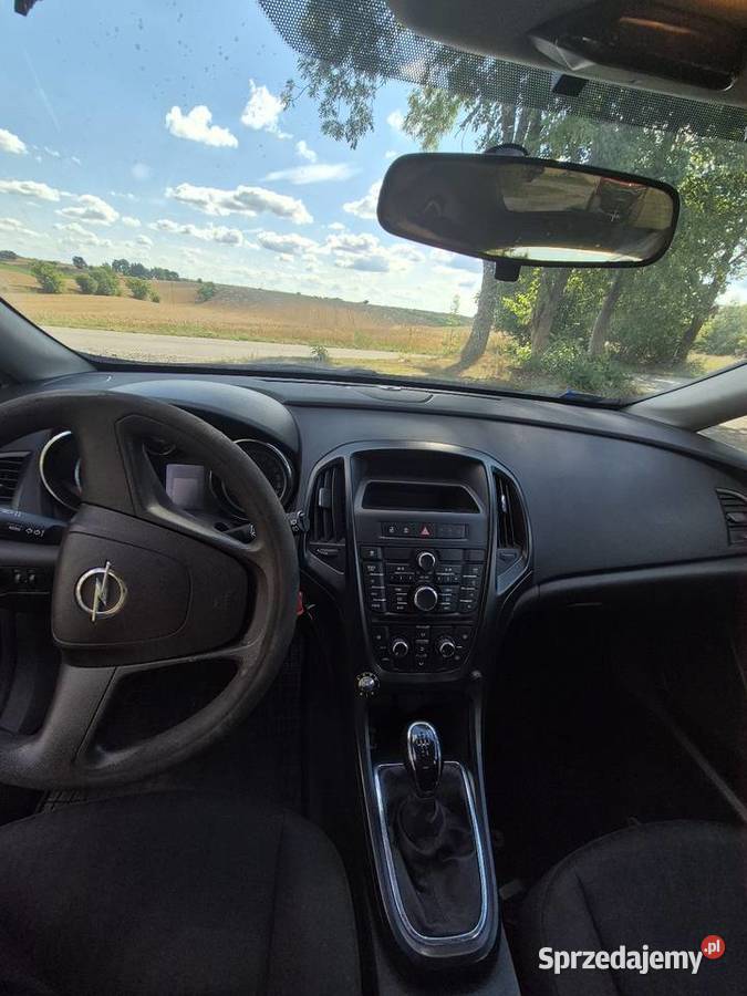 Opel Astra 16b 2014r