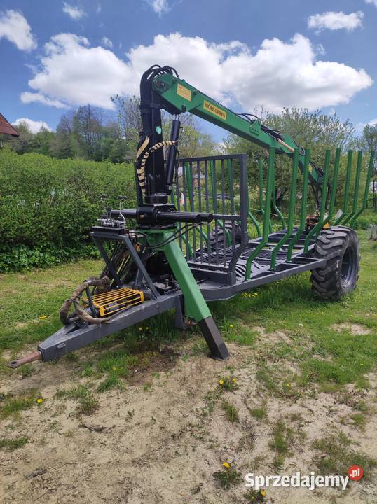 Przyczepa leśna z żurawiem i napędem Leśnictwo Ustrzyki Dolne sprzedam