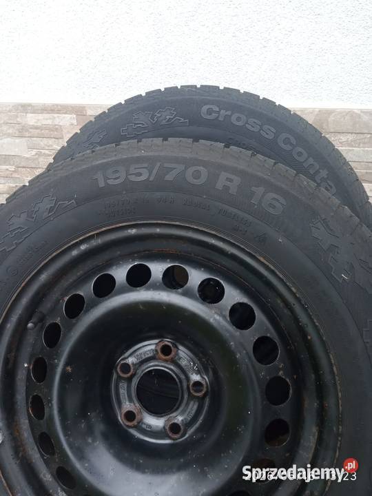 Opony używane z felgami 19570 R 16 H małopolskie Trzebunia
