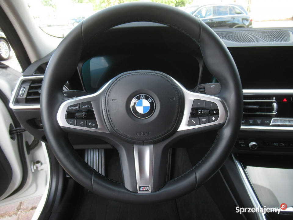 BMW 318 BEZSZKODOWY NAVI Kamera Asys Cofania Warszawa