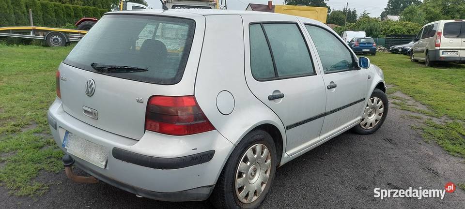 Volkswagen Golf IV 16SR 100 DB StanKlimaHakNa benzyna Golf zachodniopomorskie Wałcz