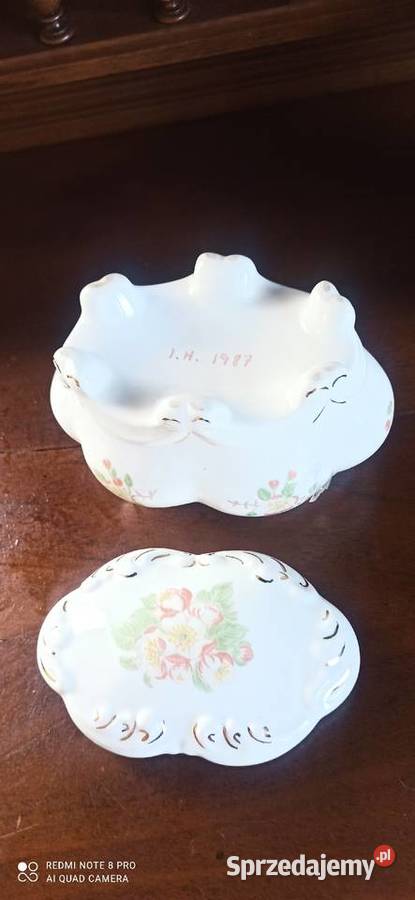 Puzderko Puzdro szkatułka z pokrywką
Sygnowane Gdańsk