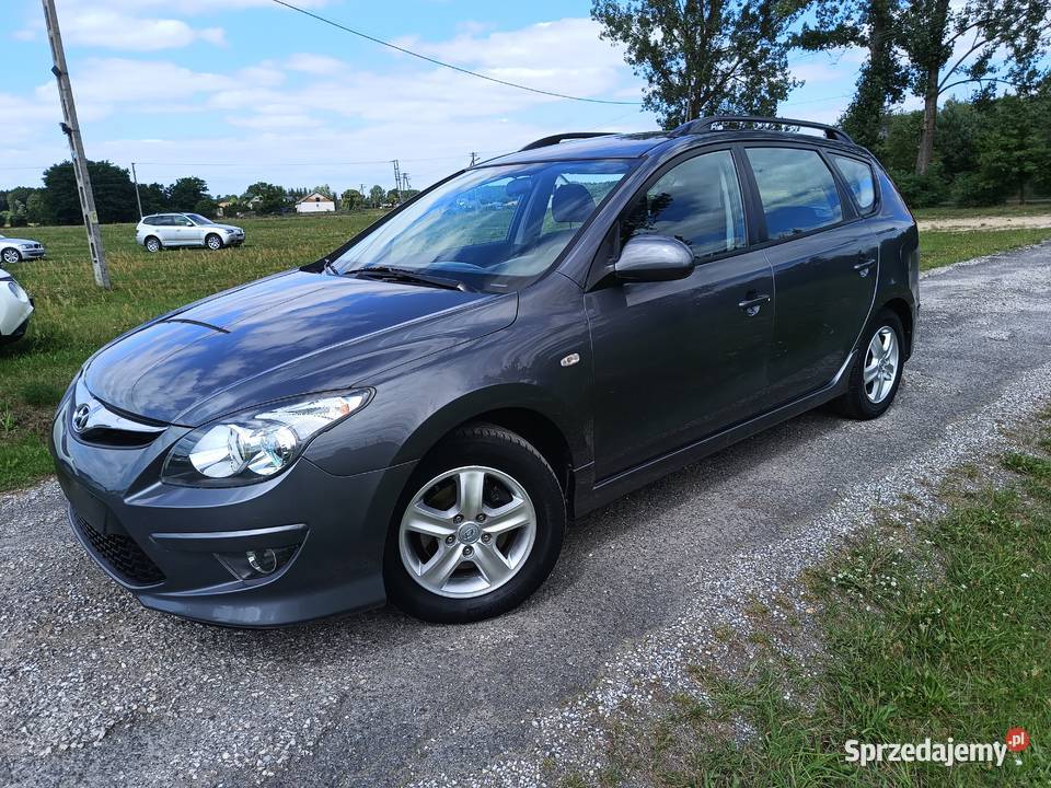 Hyundai i30 CW 16 CRDi koła zimowe sprowadzony łódzkie Podkonice Miejskie