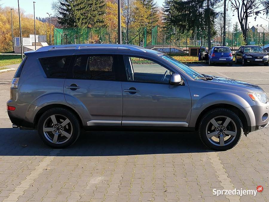 Mitsubishi Outlander II 7 osobowa 4x4 2008 Sanok