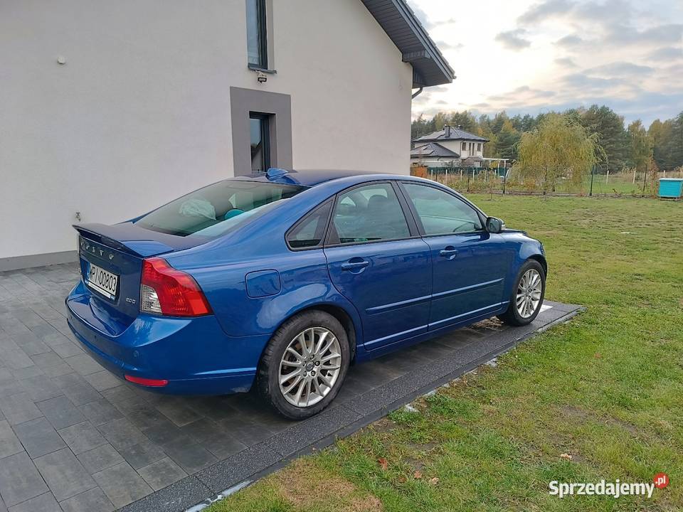 Volvo S40 2008 20 w pięknym błękitnym kolorze światła przeciwmgielne S40 Nadarzyn