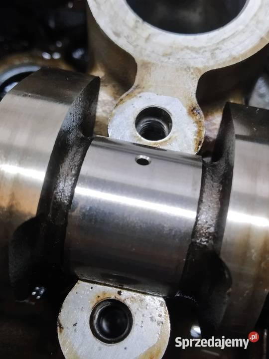 GŁOWICA KOMPLETNA 09L1C86615 10 VVTI Toyota Aygo osobowe świętokrzyskie