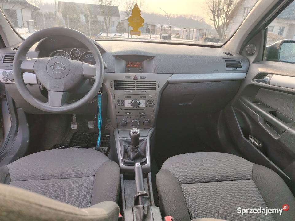 Opel Astra H 5 drzwi klima 4/5 Unisławice