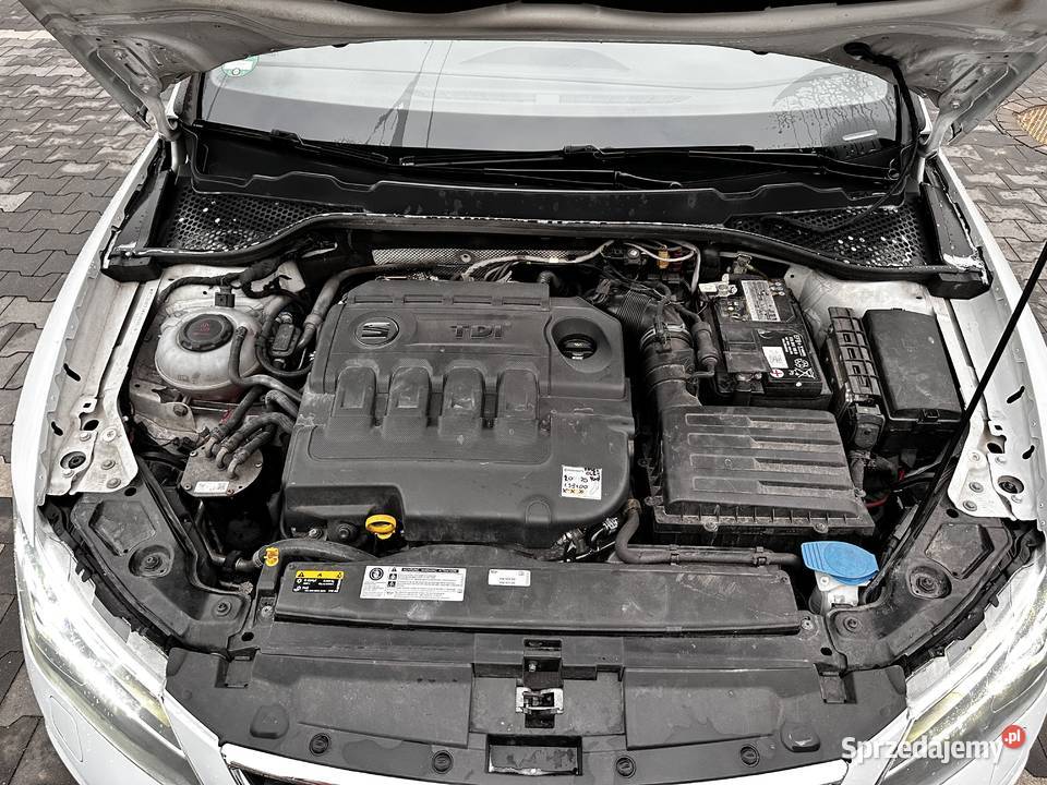 Seat Leon ST FR 20tdi 184DSG7 DCCACC Beats Audio 140174km