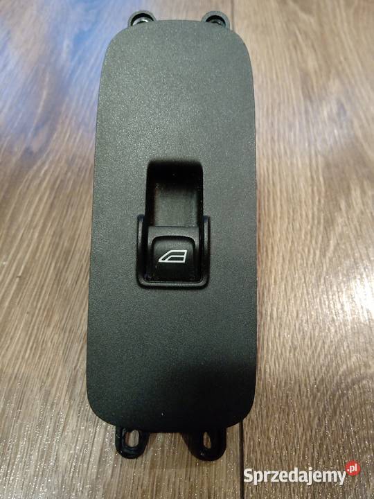 Przełącznik szyb prawy przód Volvo C30 V50 S40 Szadek