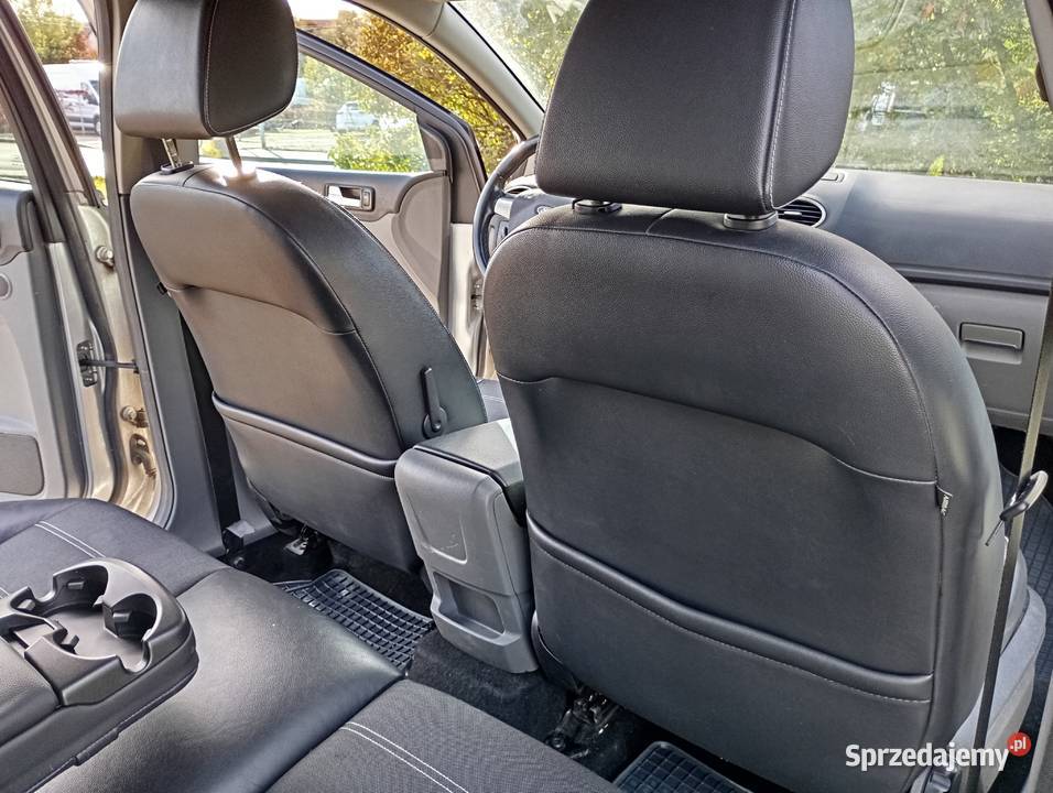 Ford Focus 16 TDCI Ghia 2009 Diesel 109 przebieg relingi dachowe małopolskie Kraków