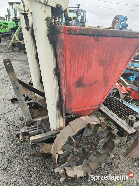 Sadzarka do ziemniaków nieuszkodzony Wieluń sprzedam