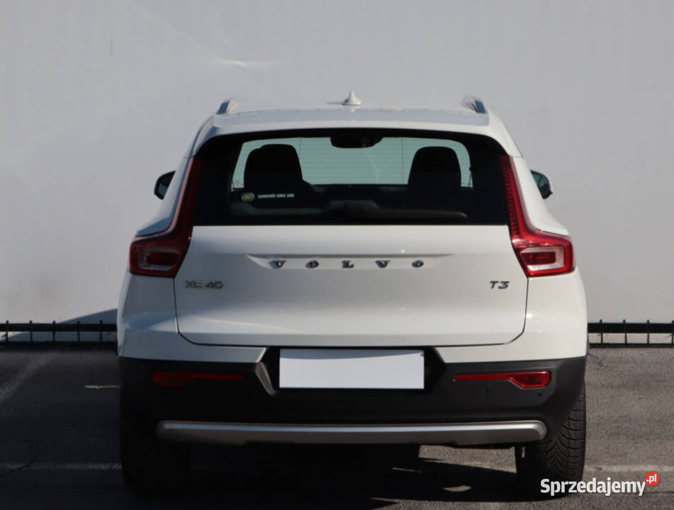 Volvo XC40 T3 lubelskie