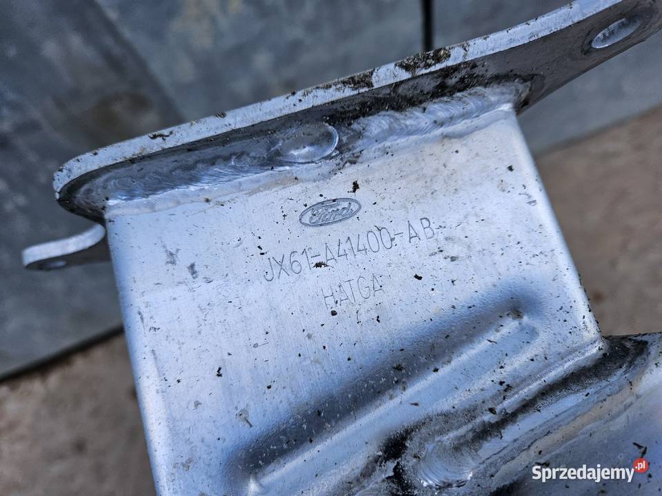 FORD FOCUS MK4 HB BELKA ZDERZAKA TYŁ TYLNA Wzmocnienia, belki i wsporniki