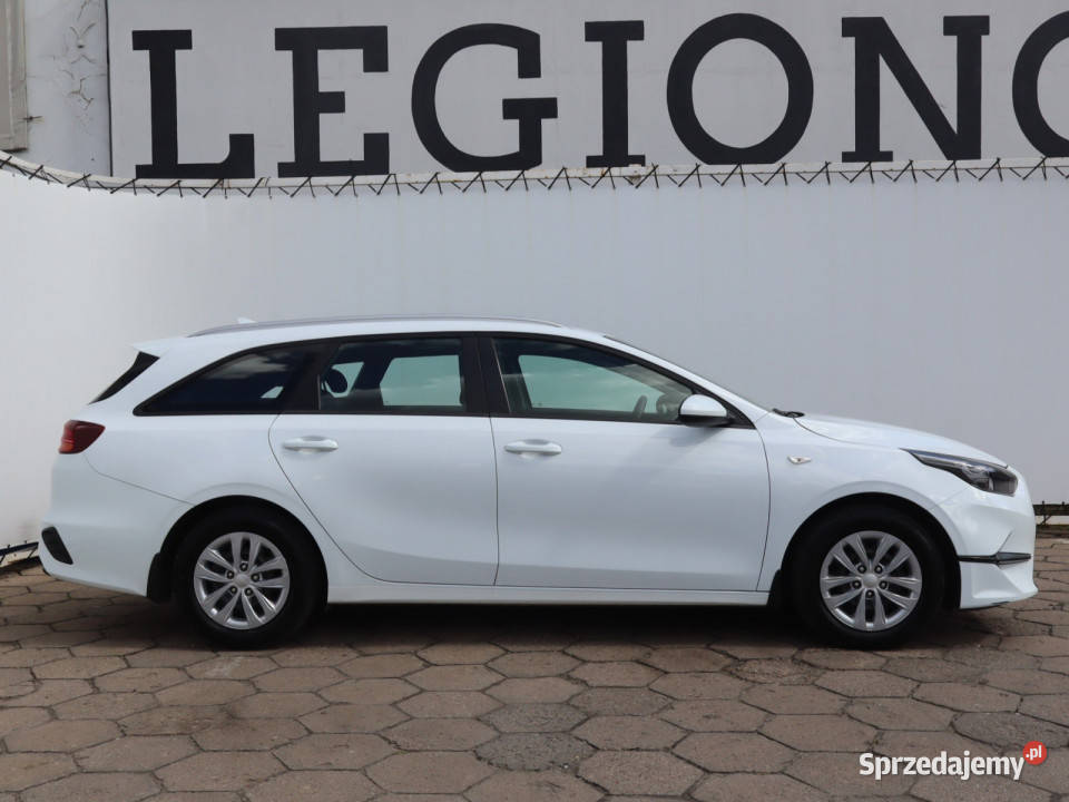 Kia Ceed 10 TGDI wielofunkcyjna kierownica Łódź