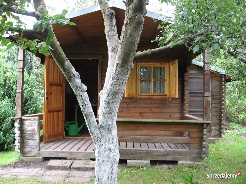 DZIAŁKĘ ogrodową z drewnianą altanką Grunty i działki Chodzież