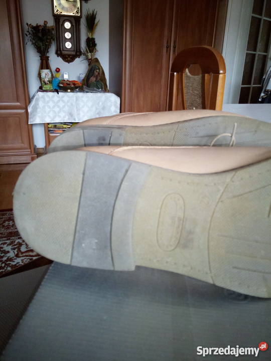 pantofle skórzane riko