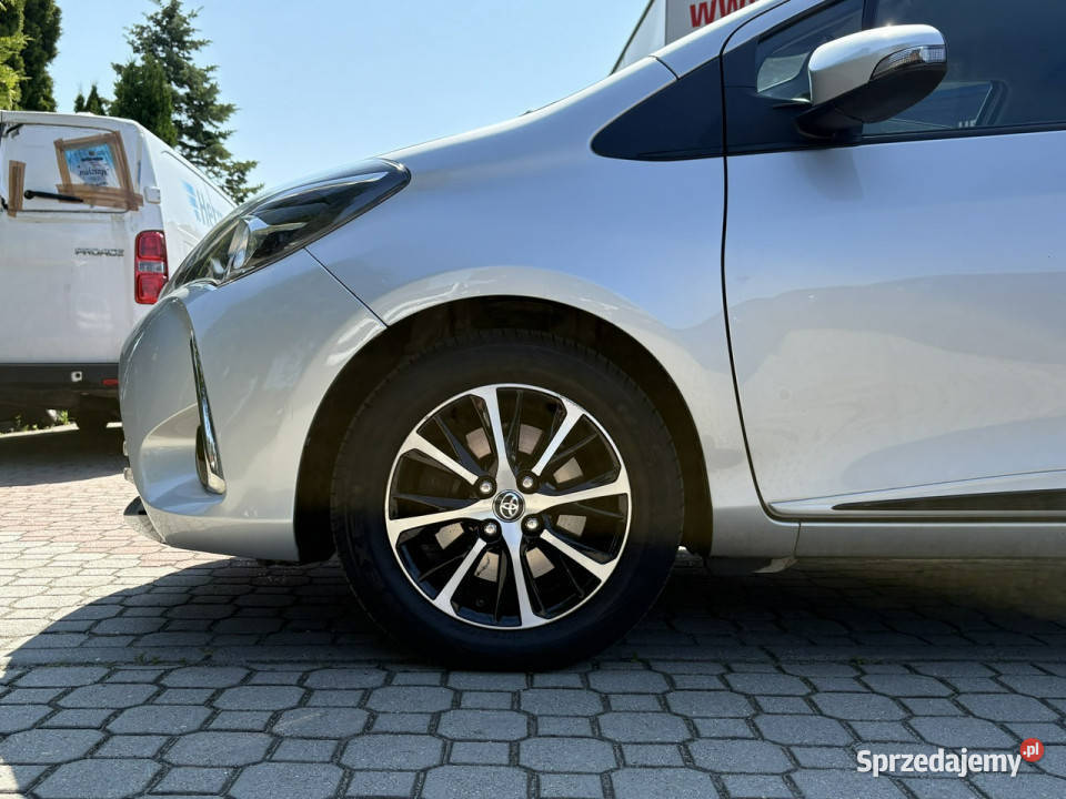 Toyota Yaris 20182019 Premium Salon PolskaKamera śląskie Tarnowskie Góry