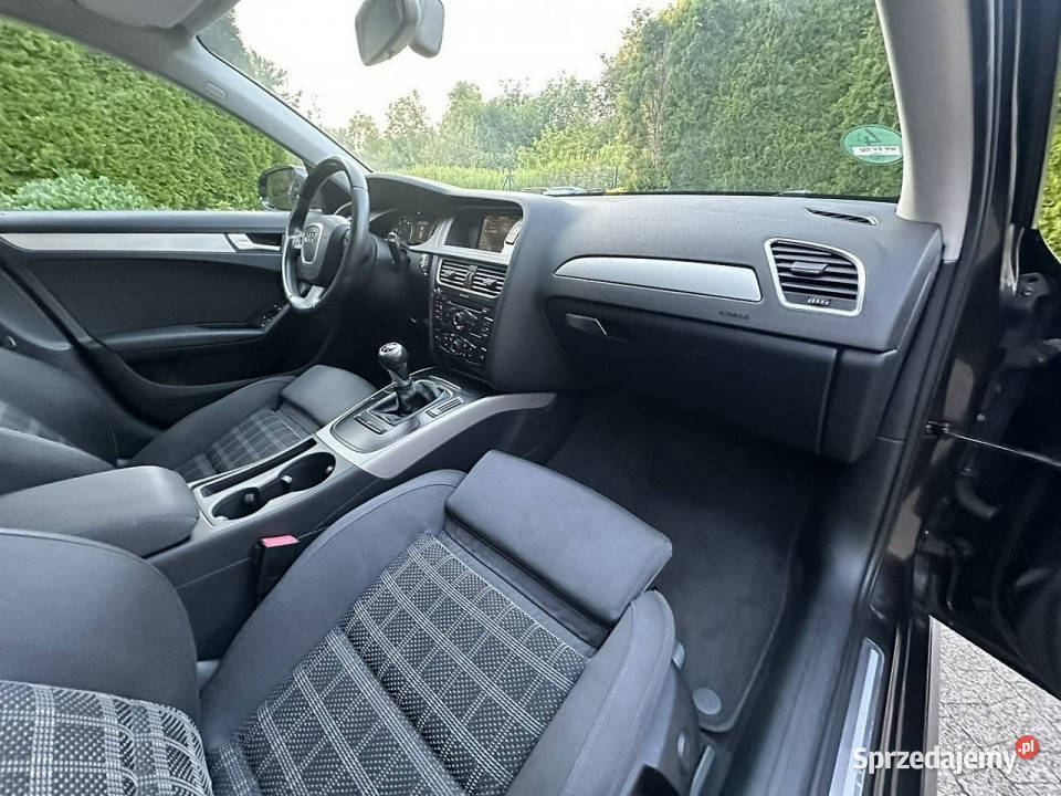 Audi A4 Avant Audi A4 Avant 20TFSI 180 SLine czujnik zmierzchu