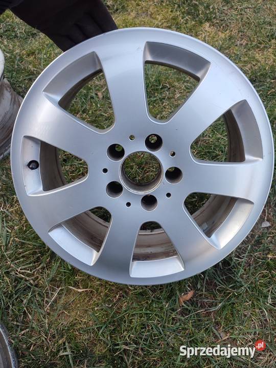 Alufelgi oryginalne R16 Mercedes 4 Komplet osobowe Wieluń