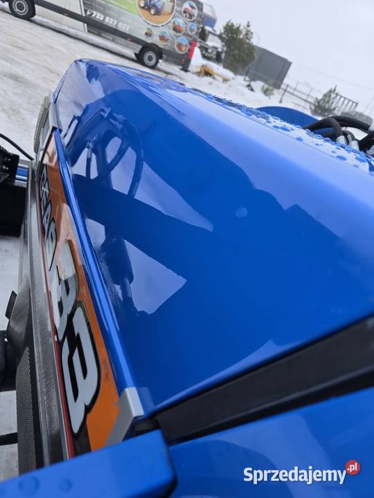 Ciągnik japoński Iseki TG33 nowy ładowacz Ciągniki