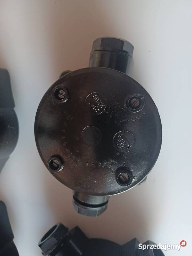 Czarny bakelit gniazdo wyłącznik puszki sprzedam