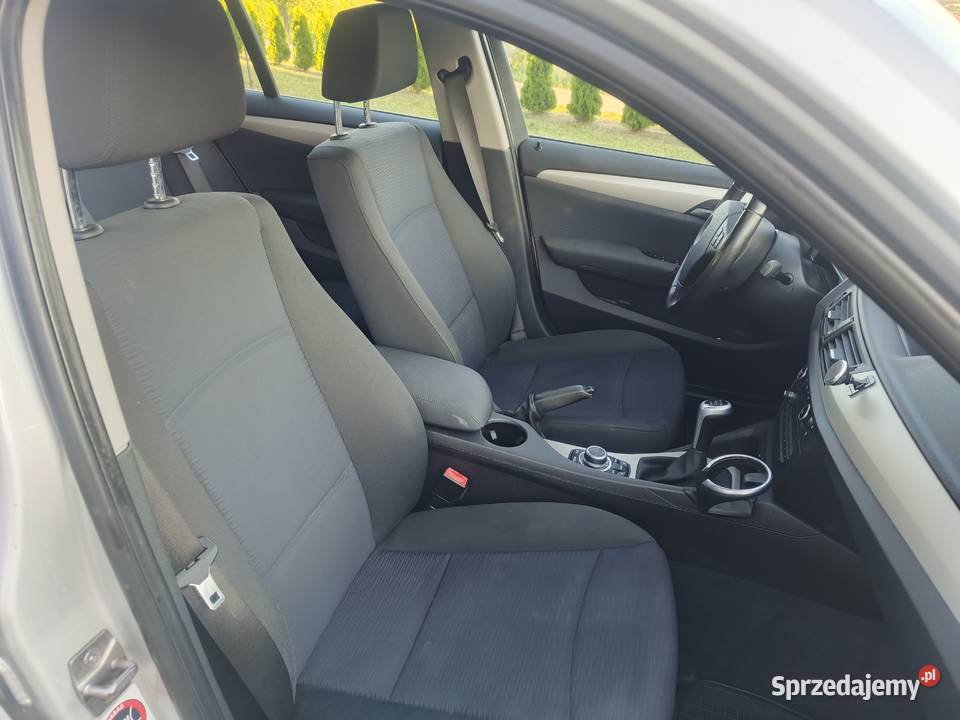 BMW x1 xDrive 2011 20 Diesel srebrny Rąbkowa