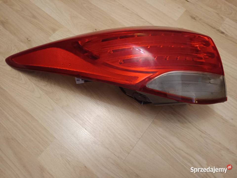 Lampa lewa tylna Hyundai i40 Części samochodowe sprzedam