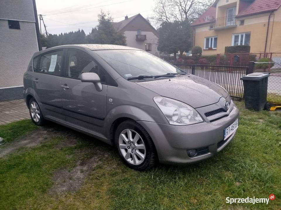 Toyota Corolla Verso 20 D4D diesel Tarnów