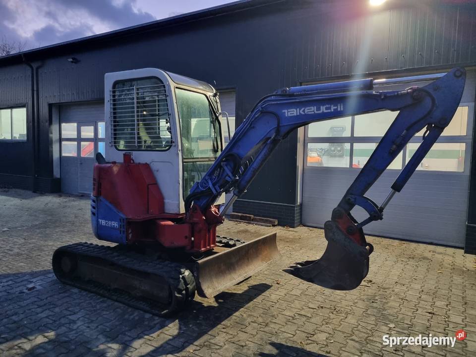 Takeuchi TB28 2002 Rok produkcji 2002 Złoczew sprzedam