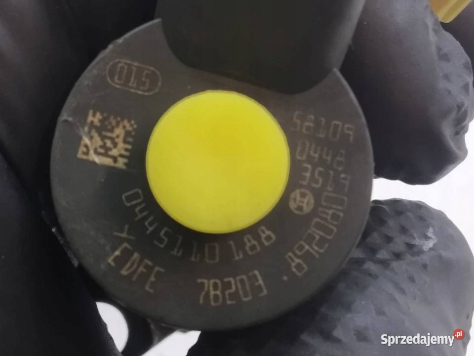 WTRYSKIWACZ 0445110188 16 TDCI Mazda 3 I osobowe