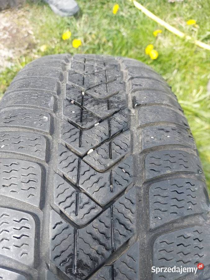 Kompletne koła w stanie Samochodowe Nowy Targ