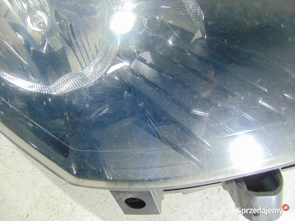 LAMPA PRAWY PRZÓD RENAULT SCENIC III 260100023R Lampy przeciwmgielne
